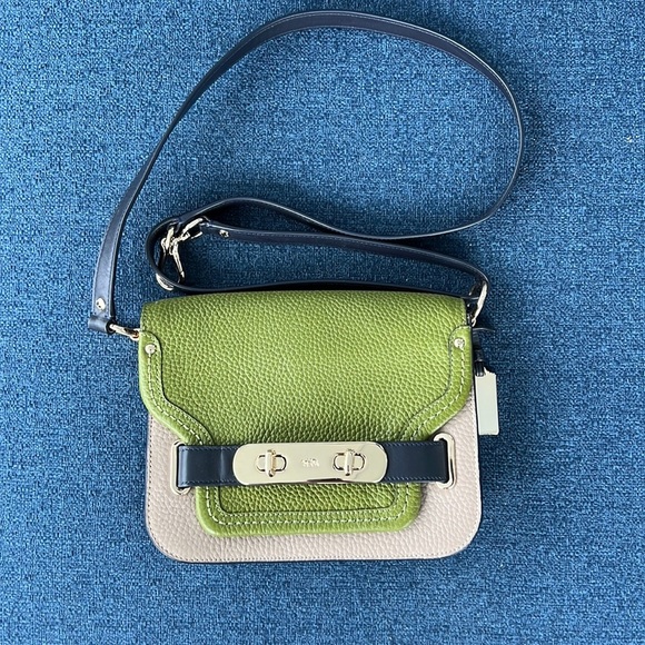 Coach Handbags - Coach Swagger Small Shoulder/Crossbody in Pebble Leather 36255 Li/Stone like new